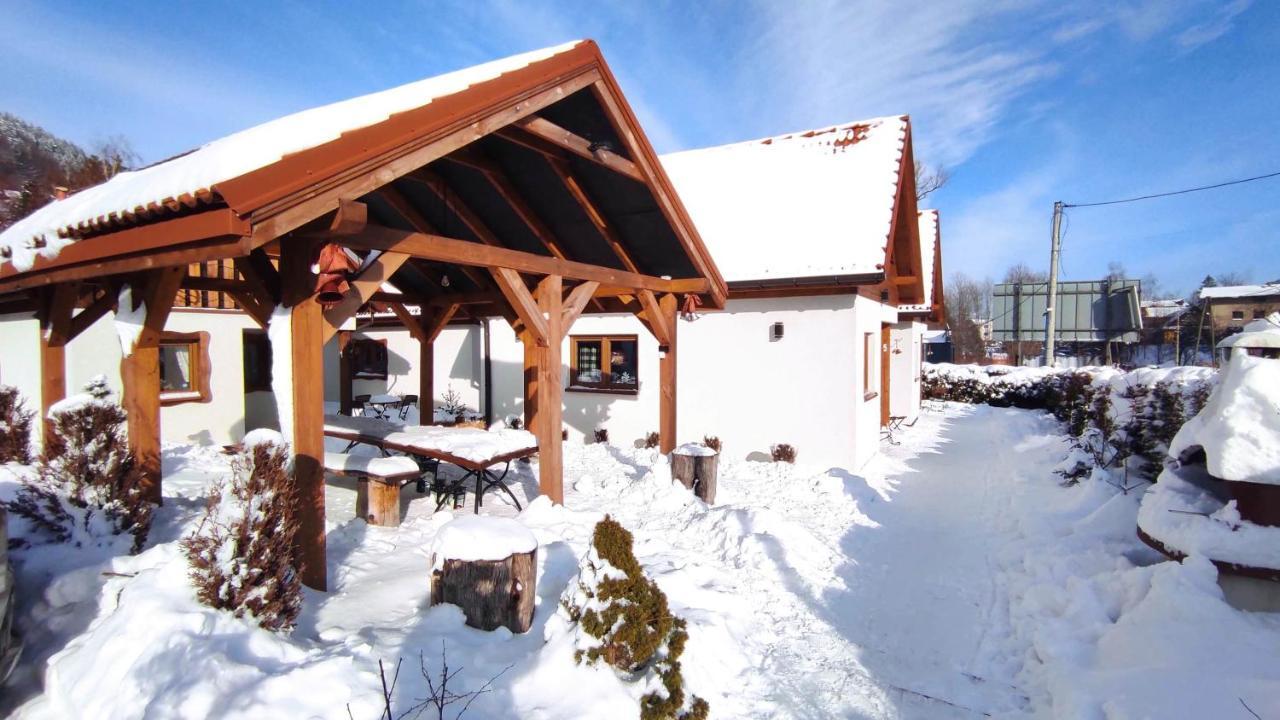 Mala Osada Domki Z Jacuzzi Przy Gondoli Szczyrk Exteriör bild