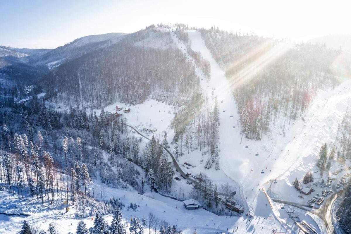 Mala Osada Domki Z Jacuzzi Przy Gondoli Szczyrk Exteriör bild